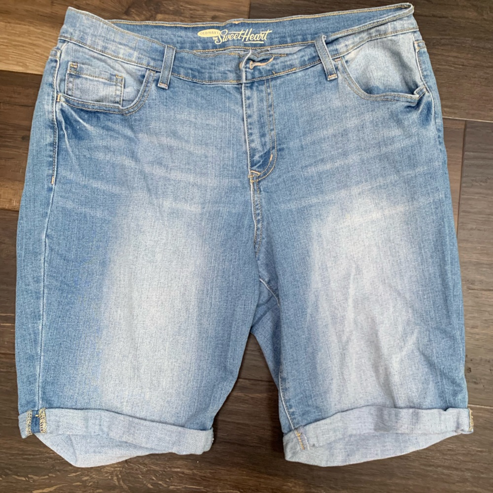 Old Navy blue Jean shorts size 14